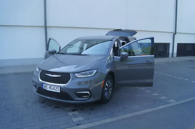 CHRYSLER PACYFICA 