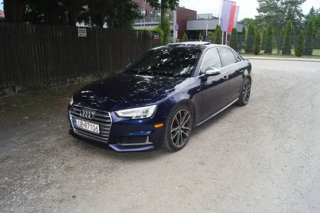 AUDI S4 Tiptronic